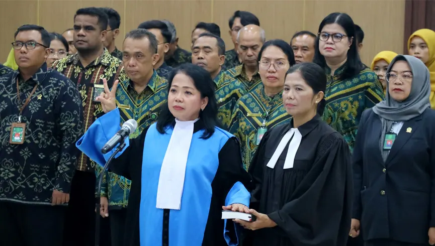 Pelantikan dan Pengambilan Sumpah Jabatan Ibu Bonnyarti Kala Lande, S.H., M.H. Sebagai Wakil Ketua Pengadilan Tinggi Tata Usaha Negara Mataram.