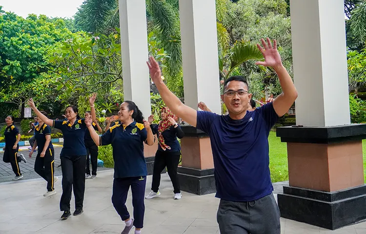 Jumat Sehat Pengadilan Tata Usaha Negara Denpasar