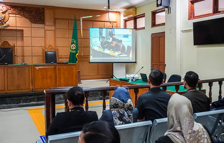 Mengikuti Sidang Paripurna Khusus Mahkamah Agung RI Dalam Rangka Pemilihan Wakil Ketua Mahkamah Agung Bidang Yudisial melalui Channel Youtube