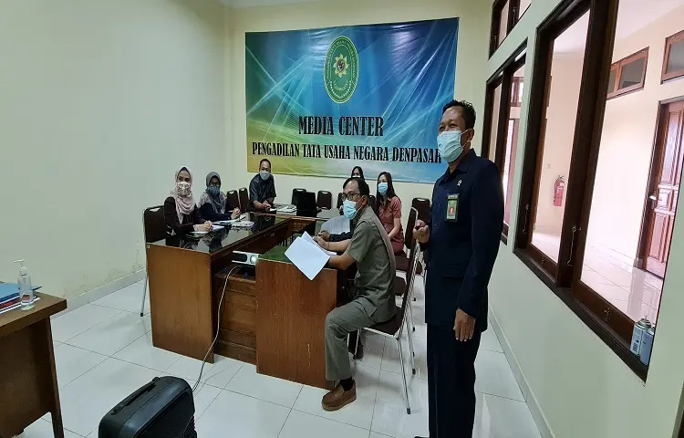 Sosialisasi pasca Diklat Sertifikasi Hakim Lingkungan Hidup dan sosialisasi Sengketa Tindakan Pemerintahan bagi Hakim Peradilan TUN dan bagi Hakim di Pengadilan TUN Denpasar